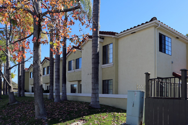 Los Olivos Apartments in El Cajon, CA - Building Photo - Building Photo