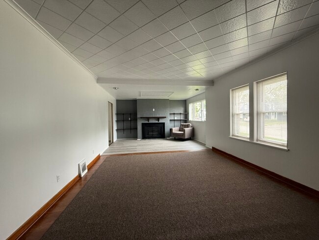 property at 109 W 9th Ave
