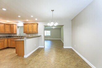 3122 47th Ave E in Bradenton, FL - Building Photo - Building Photo