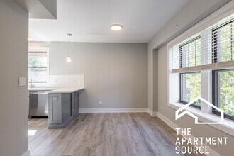 1133 Oak Ave in Evanston, IL - Building Photo - Building Photo