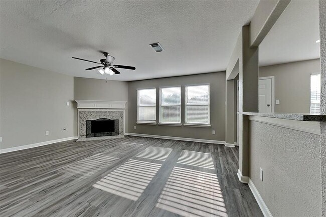 8411 Misty Prairie Ln in Richmond, TX - Building Photo - Building Photo