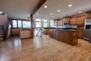 2028 N Cambridge Ave in Milwaukee, WI - Building Photo