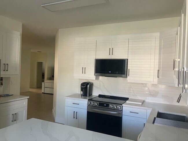 6738 Montego Bay Blvd in Boca Raton, FL - Building Photo - Building Photo