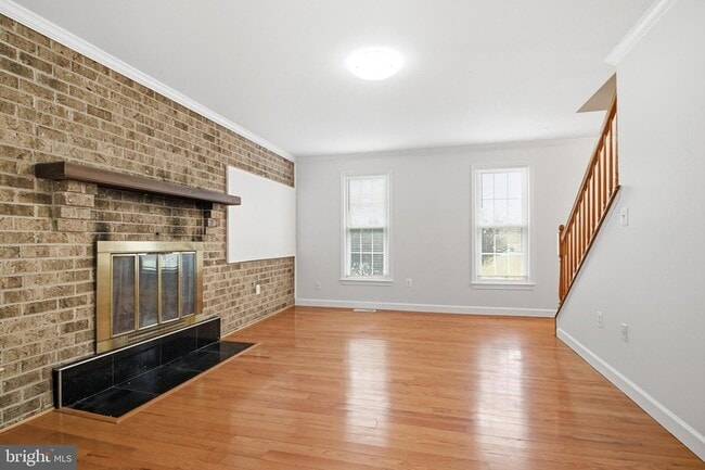 14301 Perrywood Dr in Burtonsville, MD - Foto de edificio - Building Photo