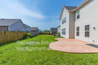 203 S Dunnwood Ln in Mount Juliet, TN - Building Photo - Building Photo