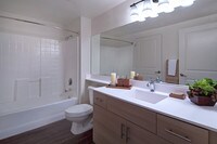 Building Photo - Harborview Apartments Homes in San Diego, California