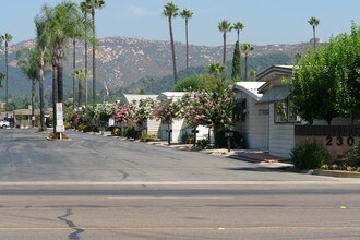 Imperial Escondido Mobile Estates in Escondido, CA - Building Photo - Building Photo