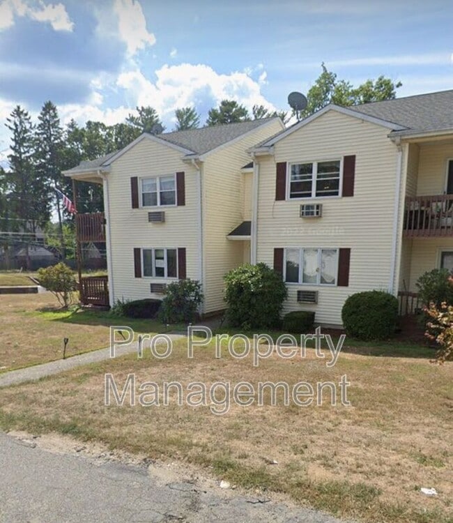 11 Marion Ave in Torrington, CT - Building Photo - Building Photo