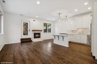 636 W Schubert Ave in Chicago, IL - Building Photo - Building Photo