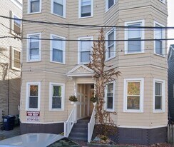 3 Watson St, Unit 2R in Cambridge, MA - Building Photo