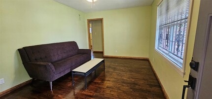 3610 Dennis St in Houston, TX - Building Photo - Building Photo