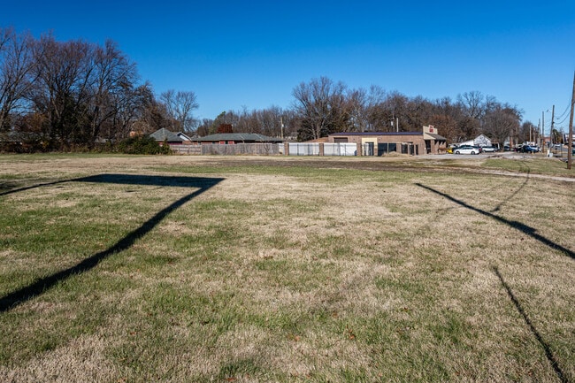 Main & A in Bentonville, AR - Building Photo - Building Photo