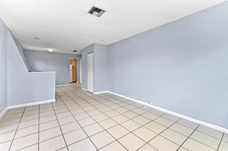 12461 Westhampton Cir in Wellington, FL - Building Photo - Building Photo