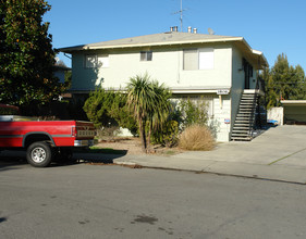 1806 Higdon Ave in Mountain View, CA - Building Photo - Building Photo