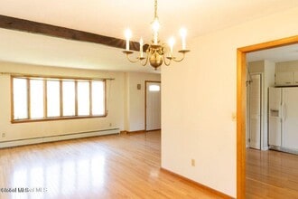 17 Cedarwood Drive in Queensbury, NY - Building Photo - Building Photo