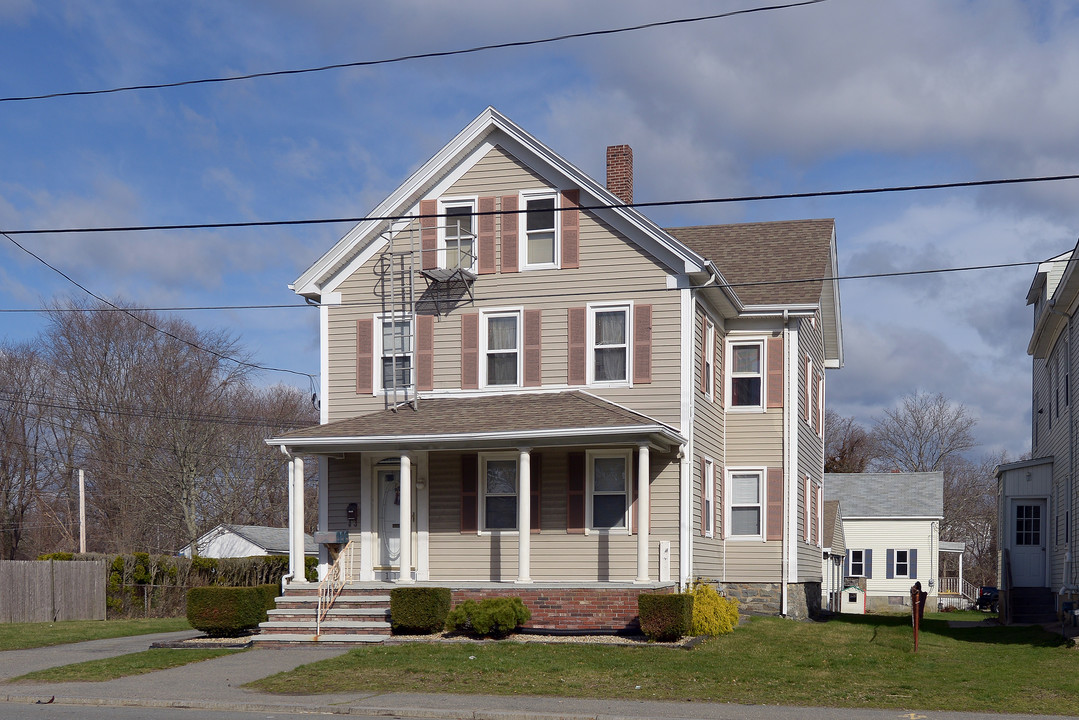 119 Winthrop St in Taunton, MA - Building Photo