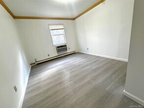 122-14 22nd Ave in Queens, NY - Building Photo - Building Photo