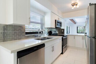 1790 Harbour Inlet Dr in Fort Lauderdale, FL - Building Photo - Building Photo