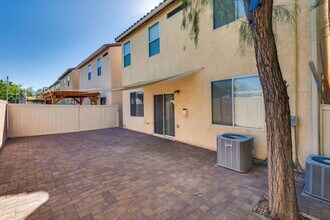 6234 Dartington Hall St in Henderson, NV - Building Photo - Building Photo