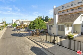3860 Goldwyn Terrace in Culver City, CA - Building Photo - Building Photo