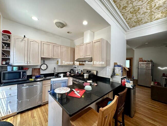 23 Highland Park Ave, Unit 2 in Boston, MA - Building Photo - Building Photo