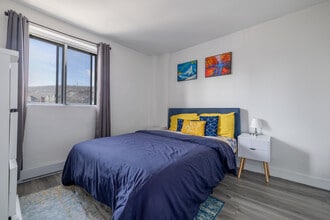 Le Royal Urbain in Montréal, QC - Building Photo - Building Photo