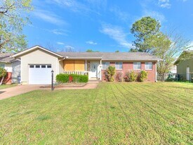 2713 S Norwood Ave in Tulsa, OK - Building Photo