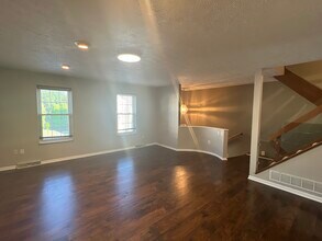 2748 Hunters Point Dr in Wexford, PA - Building Photo - Building Photo