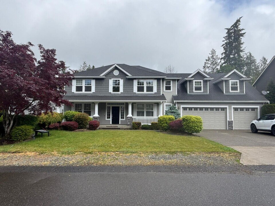 6211 116th St Ct E in Puyallup, WA - Building Photo