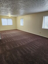 Logan Way Apartments in Youngstown, OH - Foto de edificio - Interior Photo