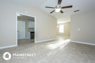 200 Oakmont Dr in La Vergne, TN - Foto de edificio - Building Photo