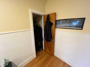 29 Cameron Ave, Unit 1 in Somerville, MA - Foto de edificio - Building Photo