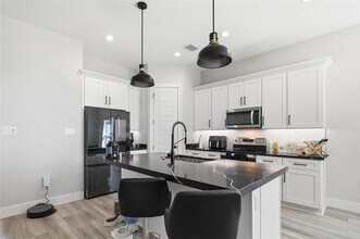 7733 Indian Ridge Trail in Dallas, TX - Building Photo - Building Photo