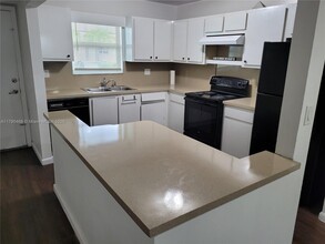 2832 Fillmore St in Hollywood, FL - Foto de edificio - Building Photo