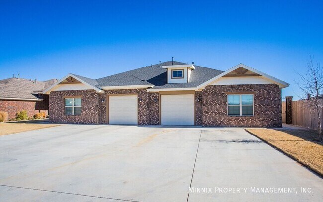 12007 Englewood Ave in Lubbock, TX - Building Photo - Building Photo