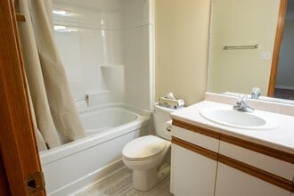 868 Kernaghan Ave in Winnipeg, MB - Building Photo - Building Photo