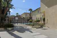 Whittwood Manor Apartments in Whittier, CA - Foto de edificio - Building Photo