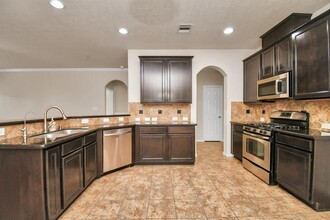 3410 Sentry Park Ln in Katy, TX - Foto de edificio - Building Photo