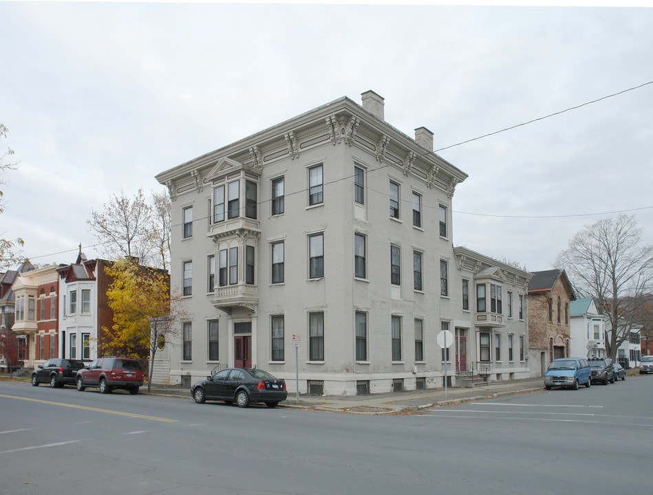 504 Second Ave in Troy, NY - Building Photo