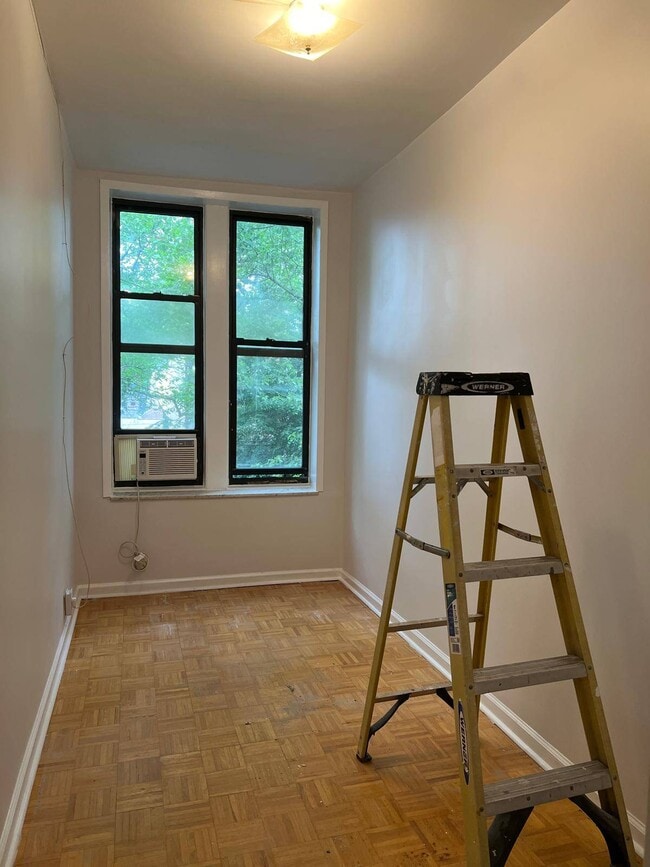 property at 85 Louisa St