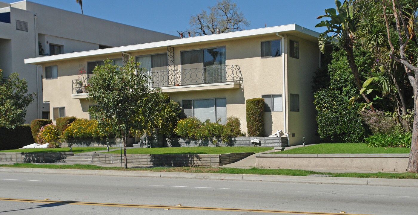 7851-753 California Blvd in Pasadena, CA - Building Photo