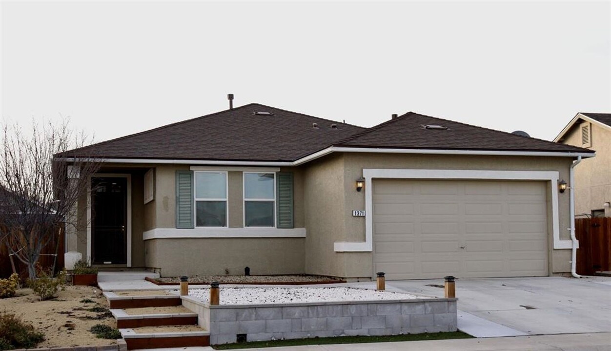 1371 Onda Verde Dr in Fallon, NV - Building Photo