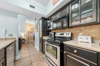 25293 Perdido Beach Blvd in Orange Beach, AL - Foto de edificio - Building Photo