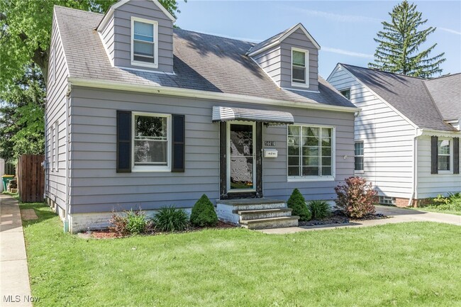 14416 Krems Ave in Maple Heights, OH - Building Photo - Building Photo
