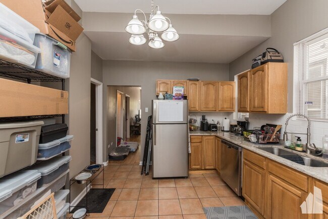 1634 N Campbell Ave, Unit 1 photo'