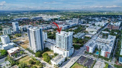 315 NE 3rd Ave, Unit 902 in Fort Lauderdale, FL - Building Photo - Building Photo
