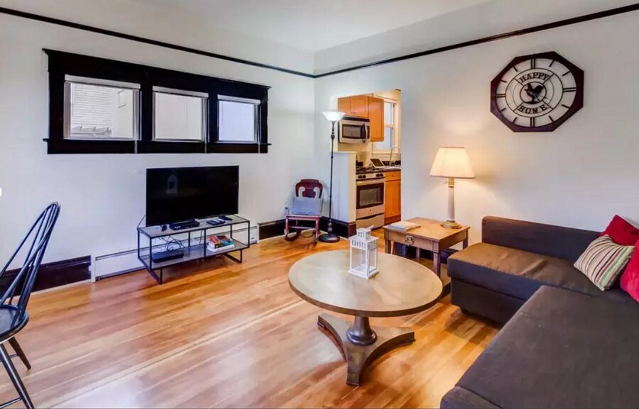 1609 S Weller St in Seattle, WA - Building Photo