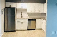 Full Kitchen - The Tower on Ryan Park Apartamentos in Mobile, Alabama