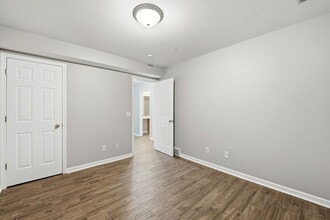 1275 Penny Ln in Dekalb, IL - Building Photo - Building Photo