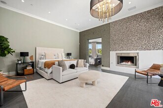 2666 Hutton Dr in Beverly Hills, CA - Building Photo - Building Photo